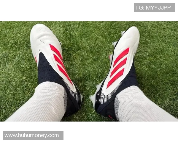 球星足下经典阿迪足球鞋回顾 展现传奇与创新的完美融合